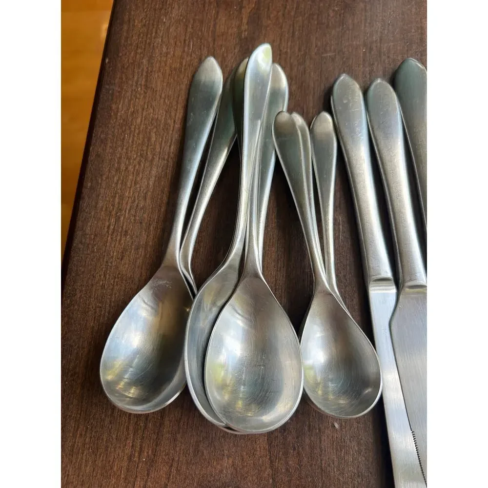 25 piece set Robert Welch RW Meridian pattern 18/10 stainless steel
